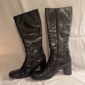 90s Y2K Style Black Leather Go Go Boots Like New US 9 / Euro 39
